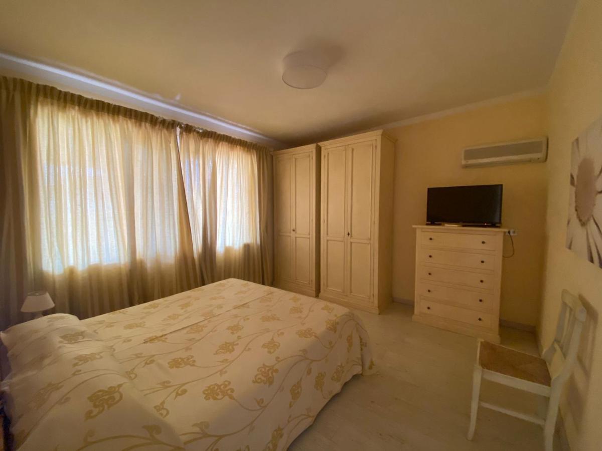 Residential Hotel Villaggio Innamorata 卡波利韦里 外观 照片